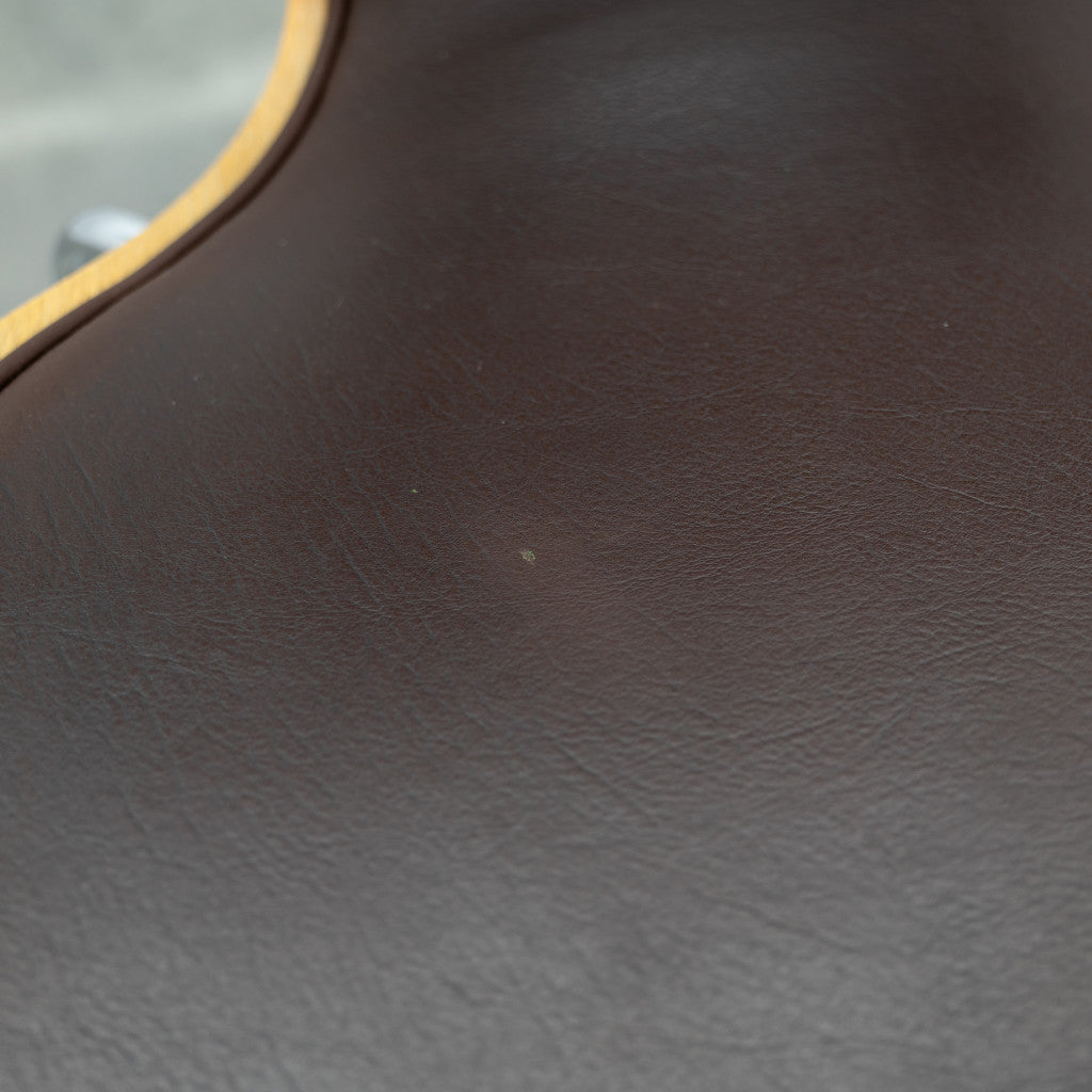 セブンチェア / フロントパディング