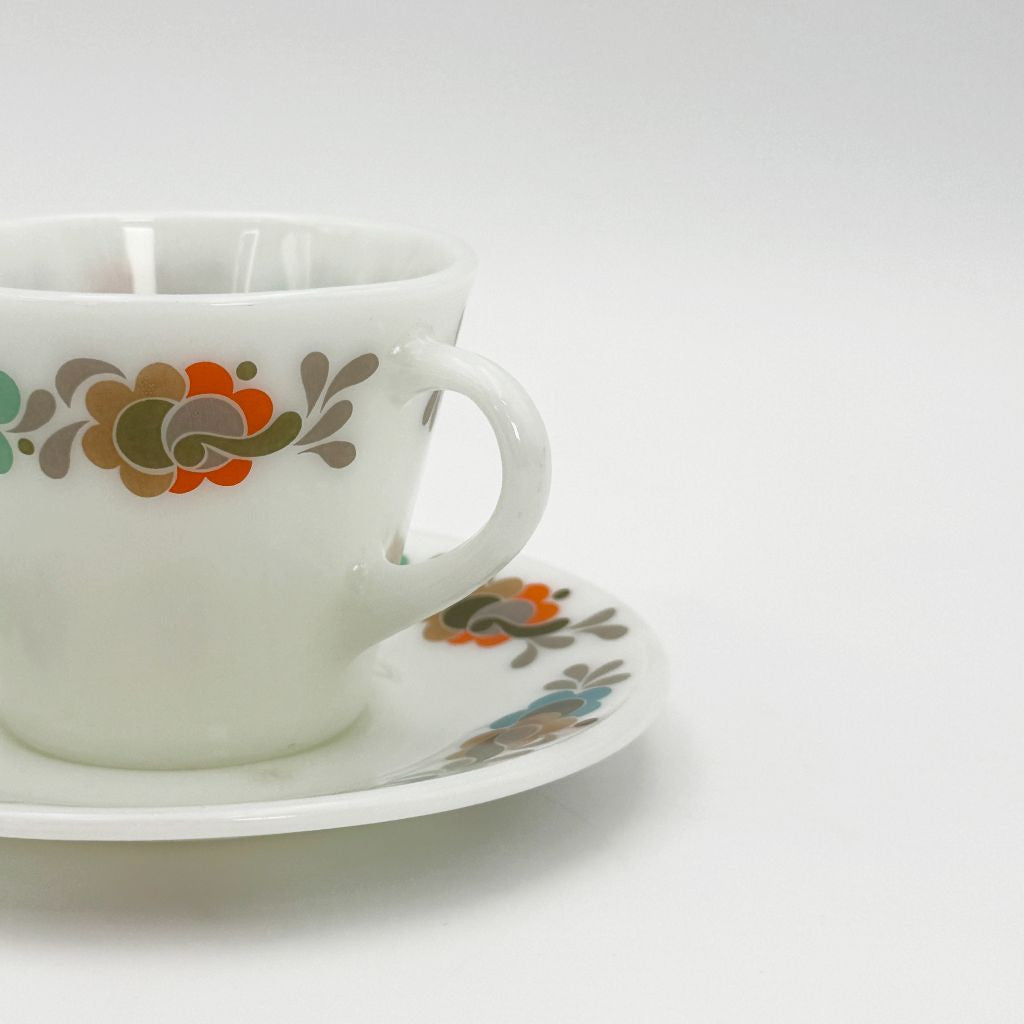 カーナビーデイジー カップ＆ソーサー