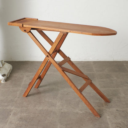 英国アンティーク フォールディング アイロンボード