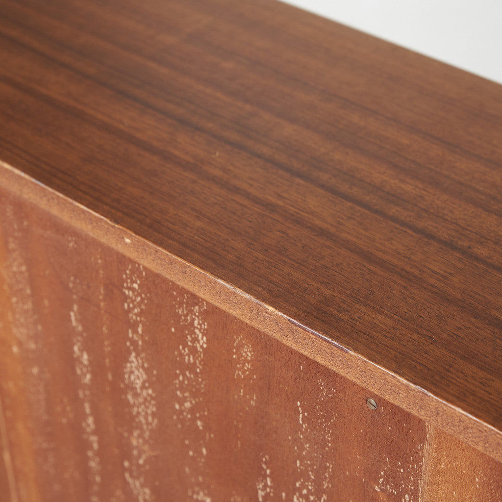 Brandon ガラスキャビネット