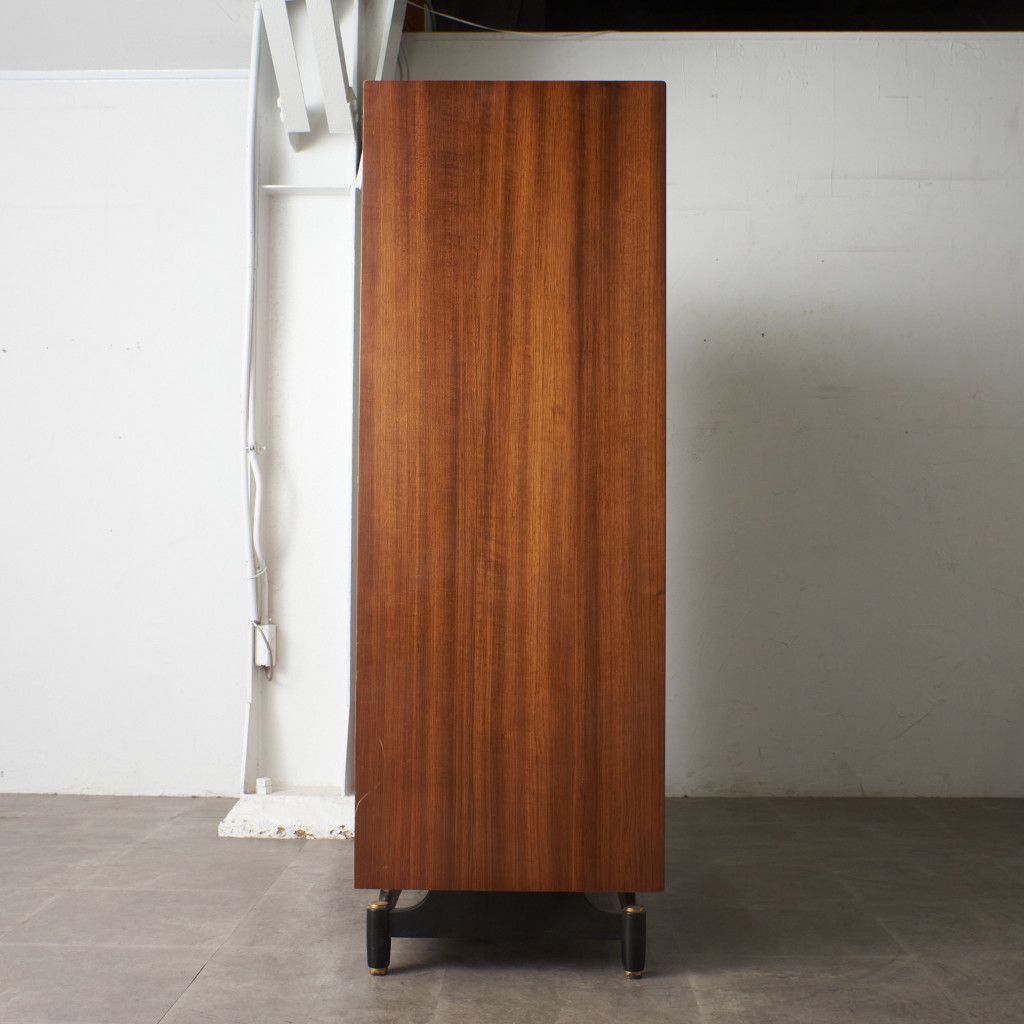 Tola&black 3ドア ワードローブ