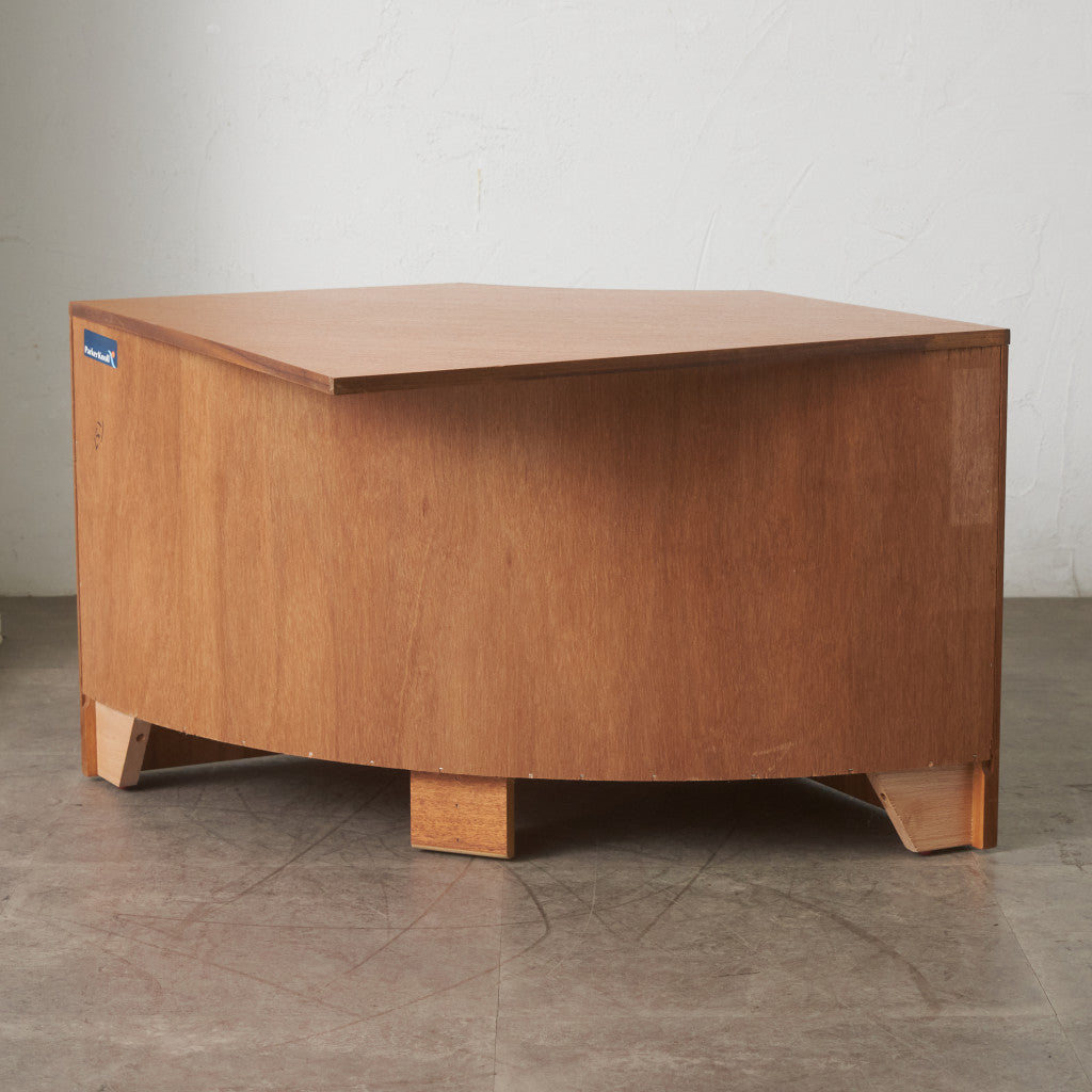 ヴィンテージ 凹型コーナーキャビネット