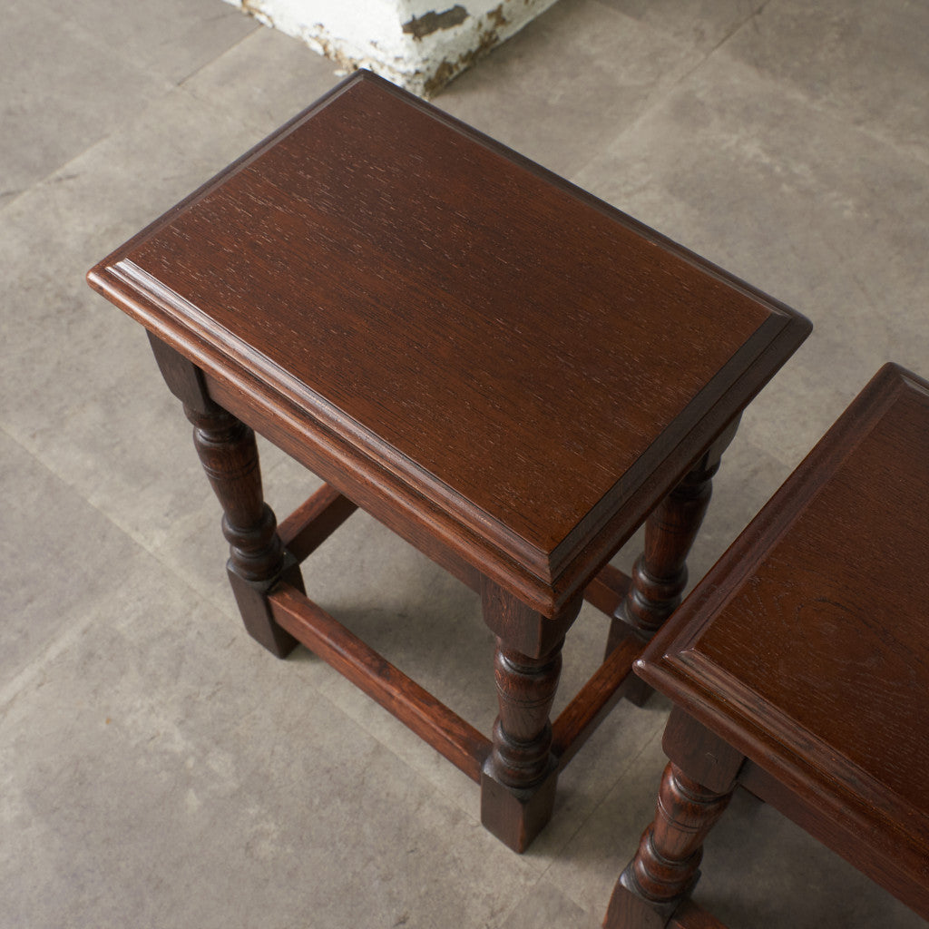 英国クラシック オーク材 ネストテーブル