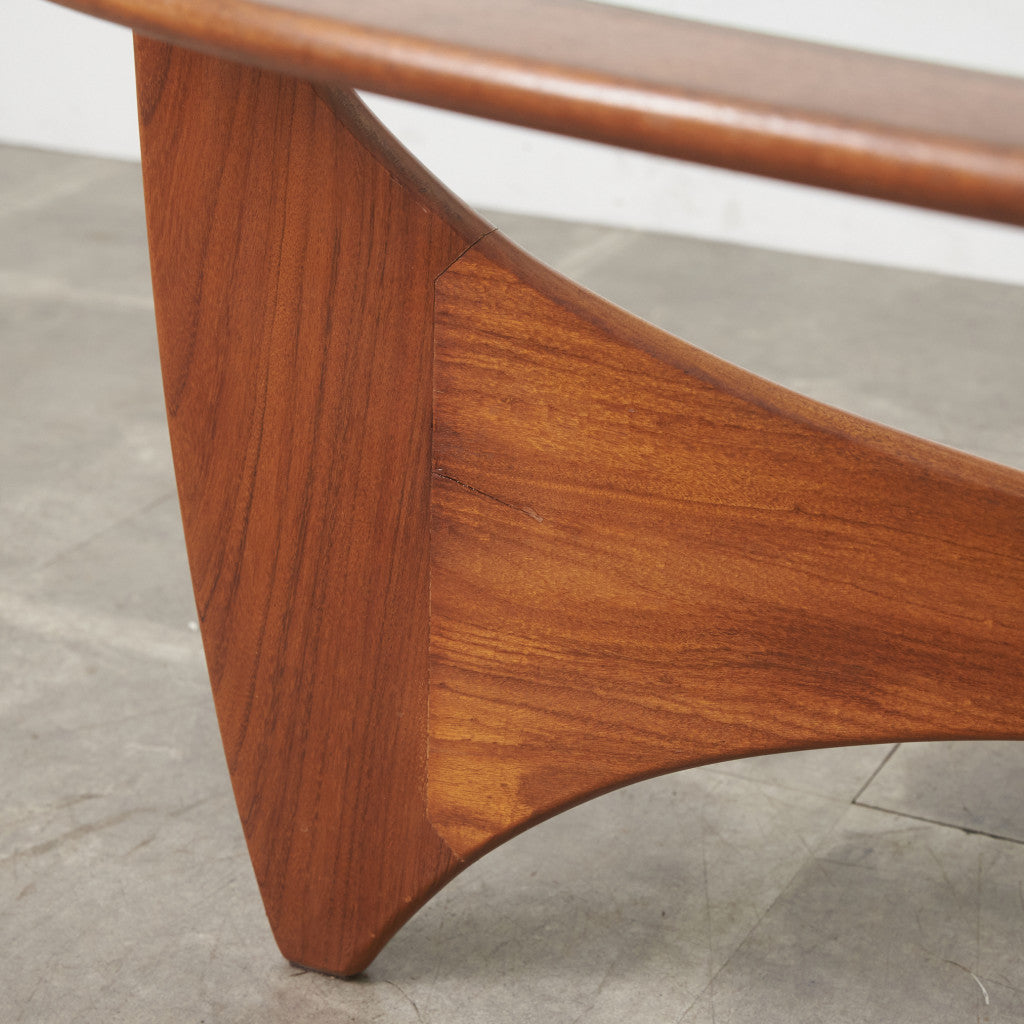 astro オーバルコーヒーテーブル