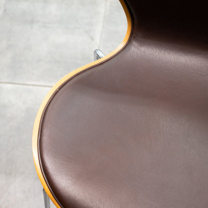 セブンチェア / フロントパディング