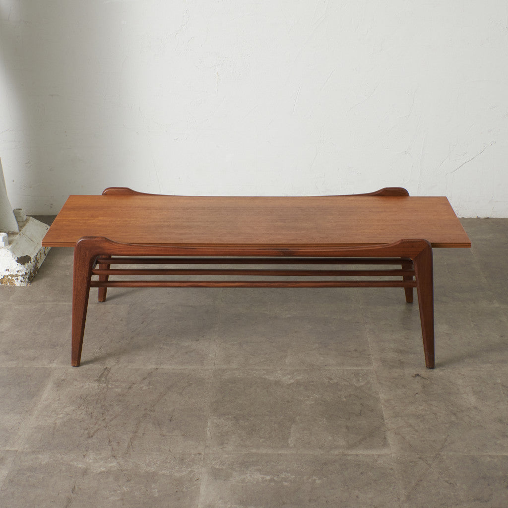 英国ヴィンテージ コーヒーテーブル