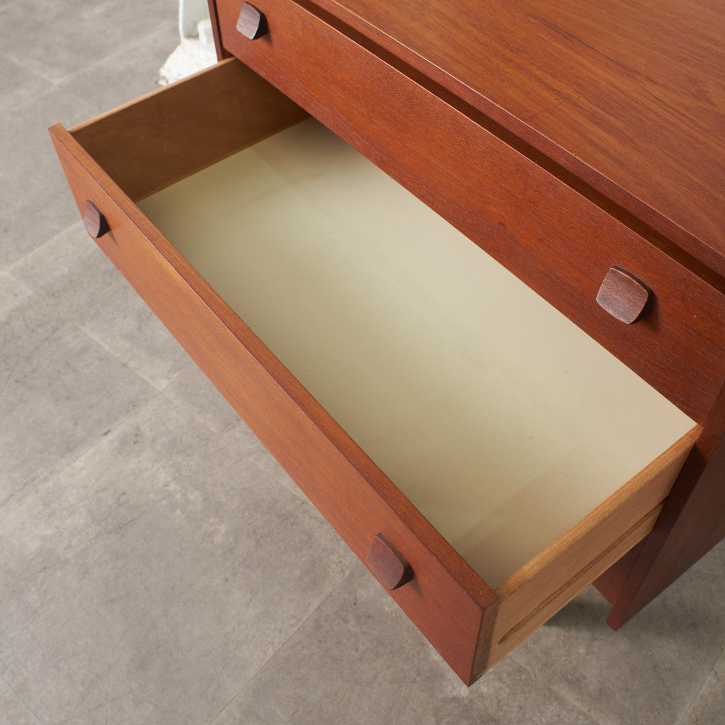 ヴィンテージ 3段 チェスト