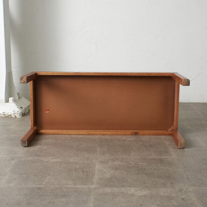 タイルトップ コーヒーテーブル