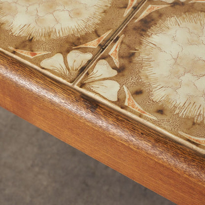 タイルトップ コーヒーテーブル