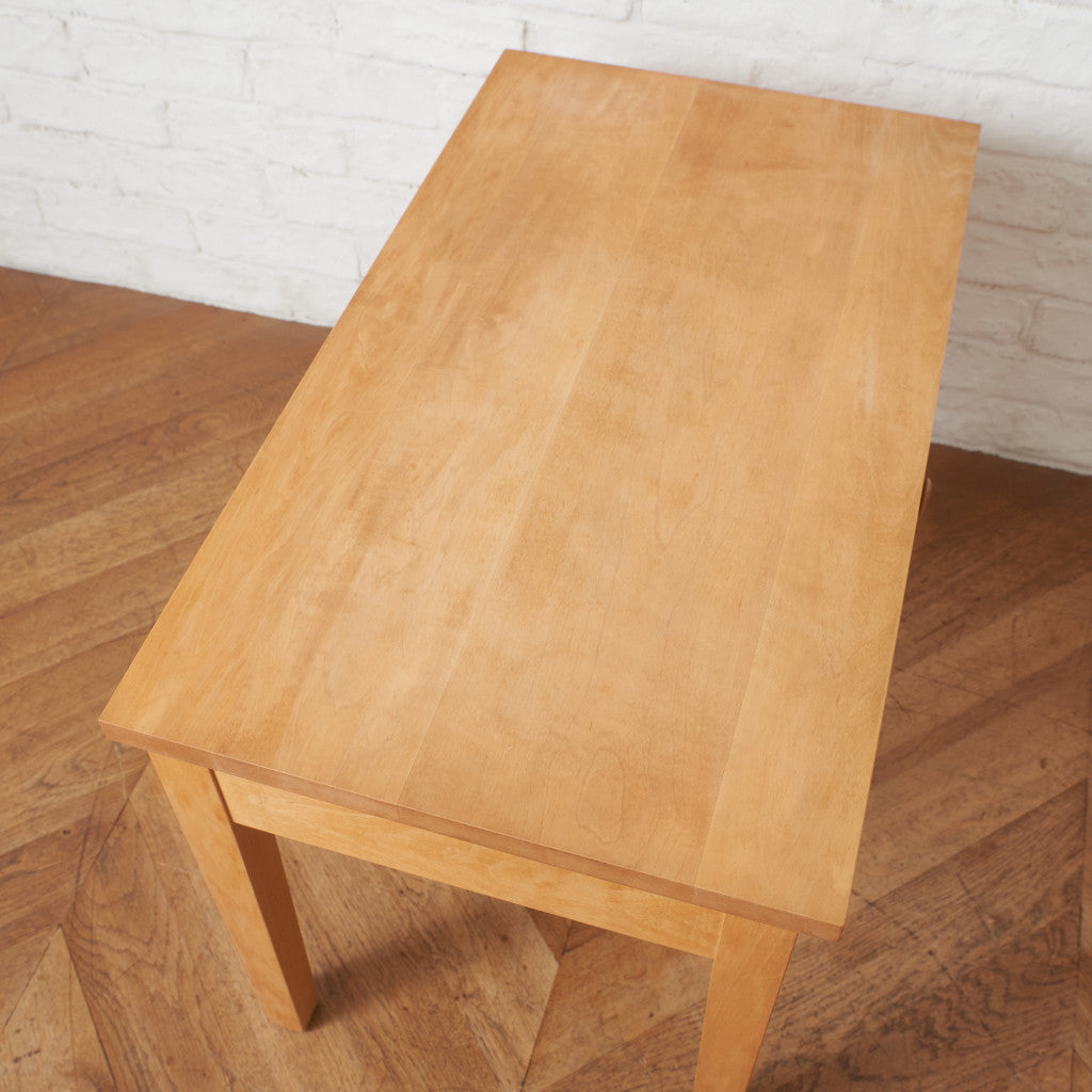 サイドテーブル