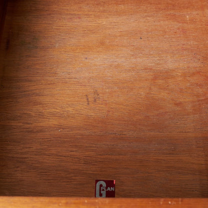 Form FIVE 4段チェスト