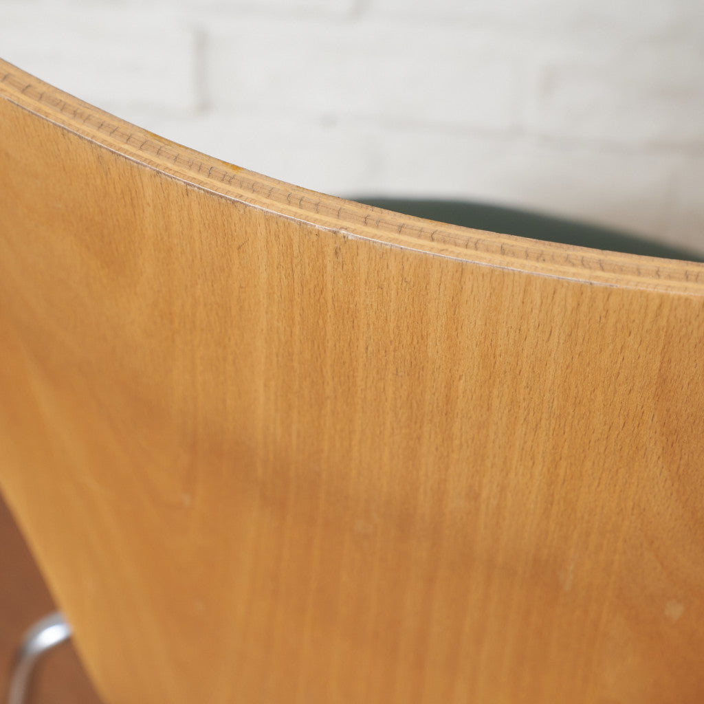 セブンチェア / フロントパディング