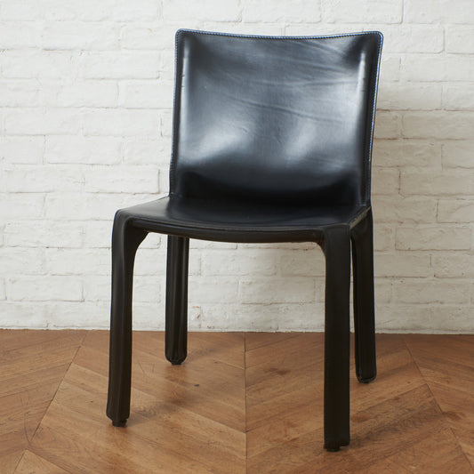 412 CAB アームレスチェア