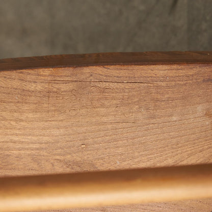 スティックバックチェア