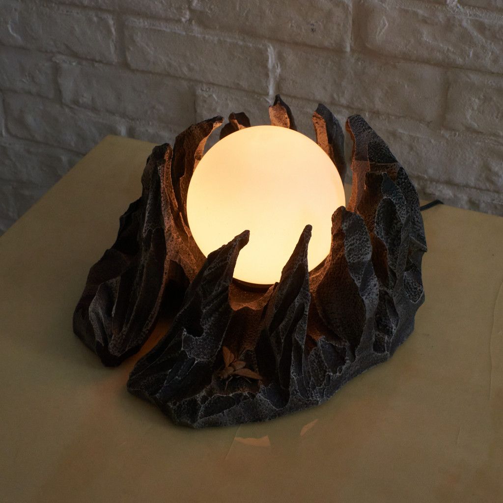 照明付き 彫刻作品