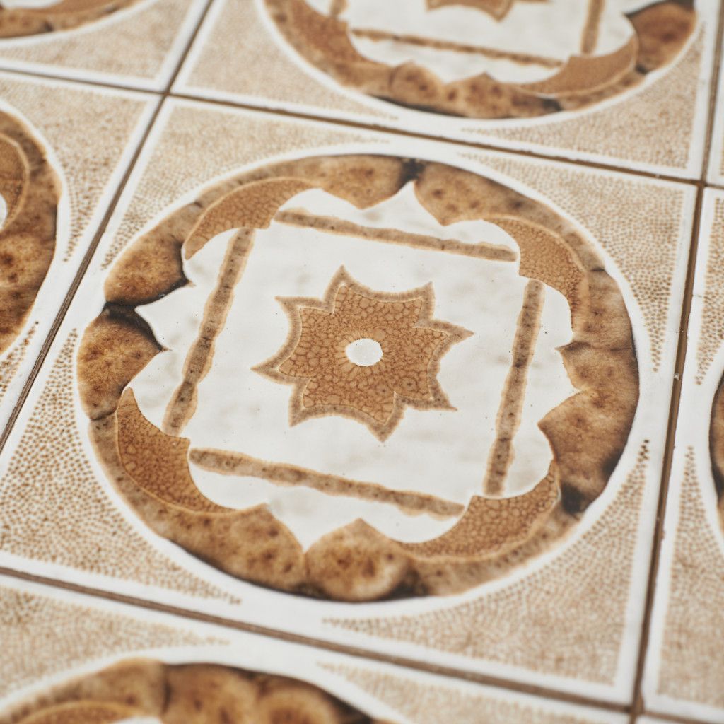 タイルトップ コーヒーテーブル