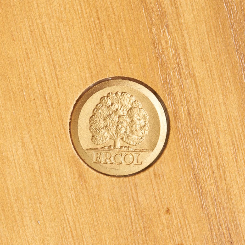 スワンバックチェア