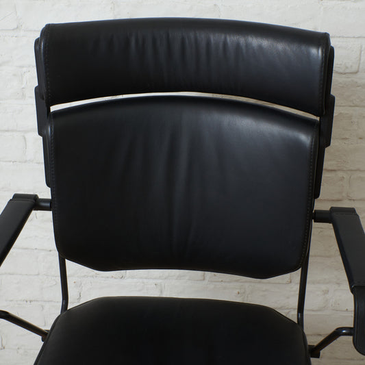 33 本革ワークチェア