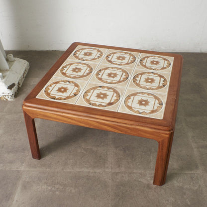 タイルトップ コーヒーテーブル｜ジープラン G-PLAN