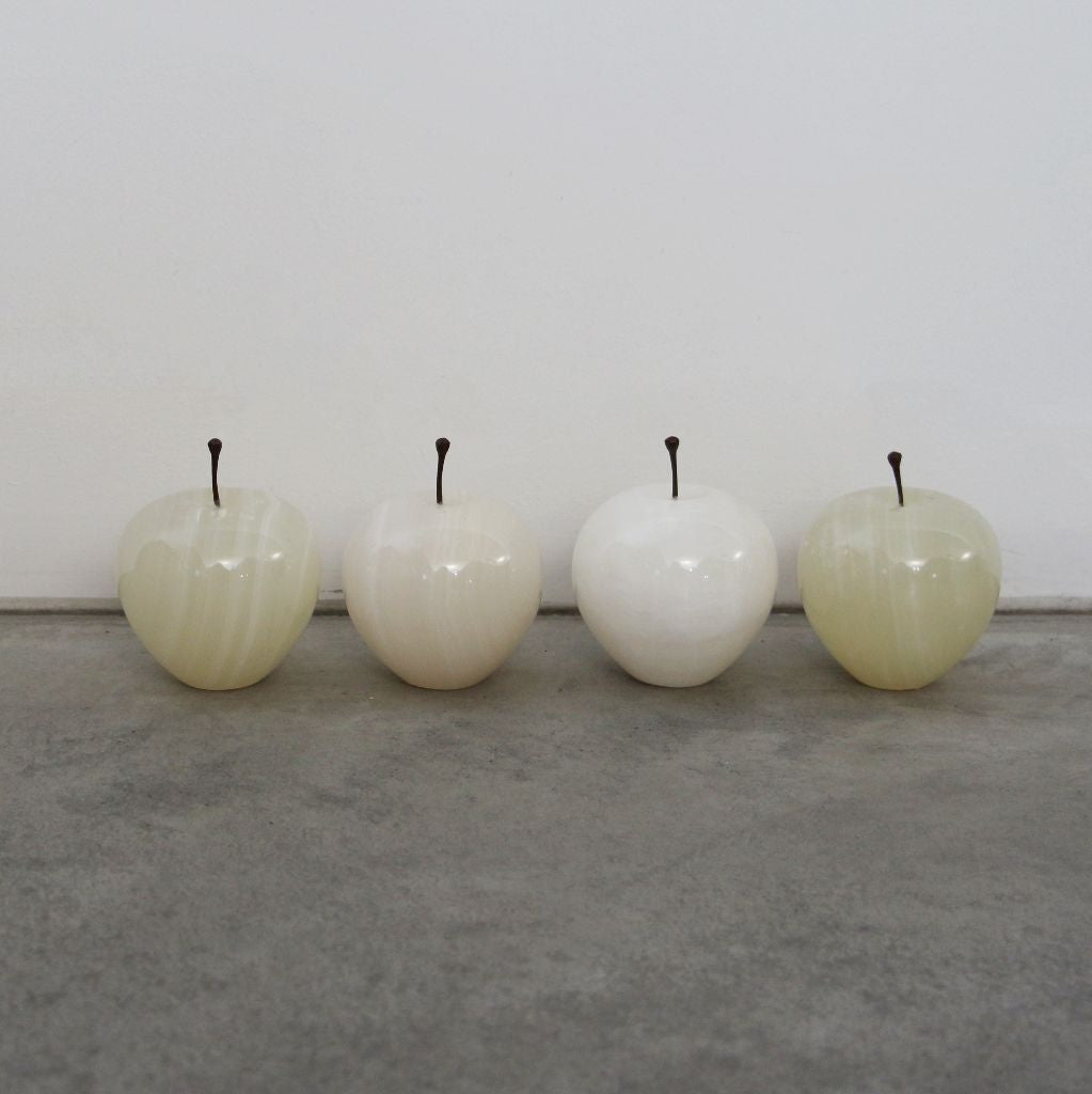 ストーンオブジェ Marble Apple ホワイト Large