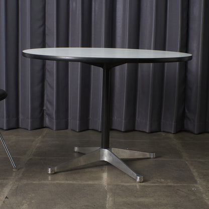 イームズ コントラクトベース ラウンドテーブル