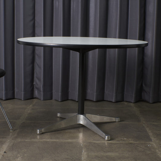 イームズ コントラクトベース ラウンドテーブル