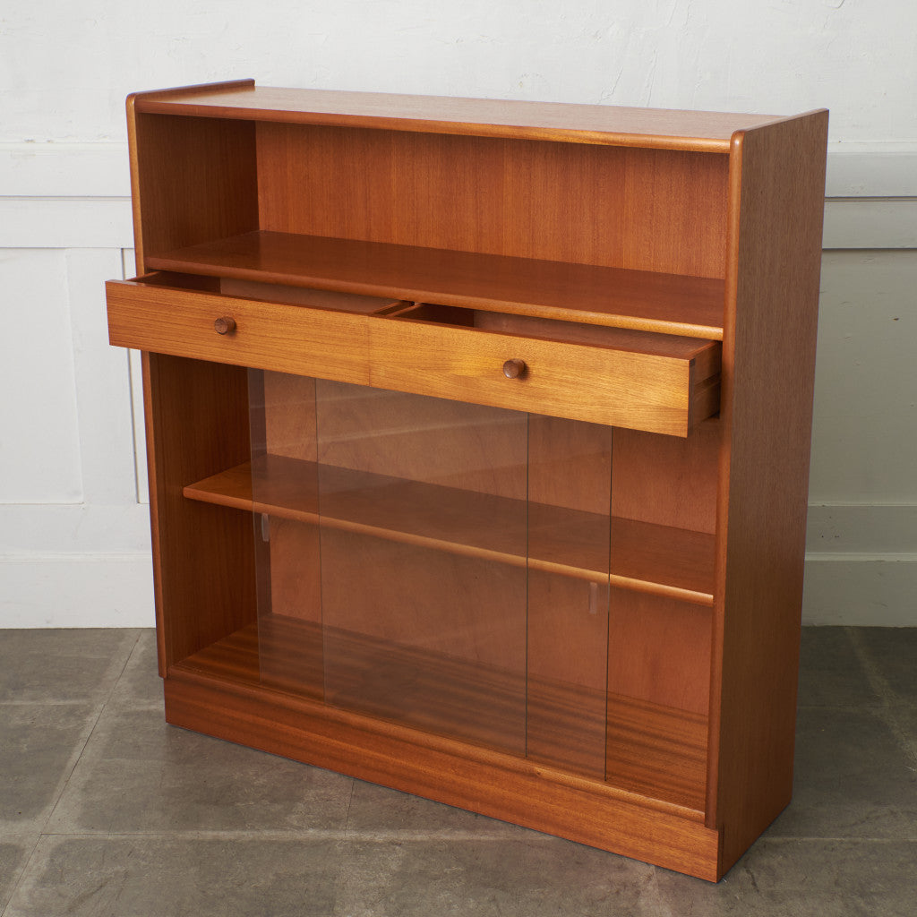 ヴィンテージ ガラスキャビネット