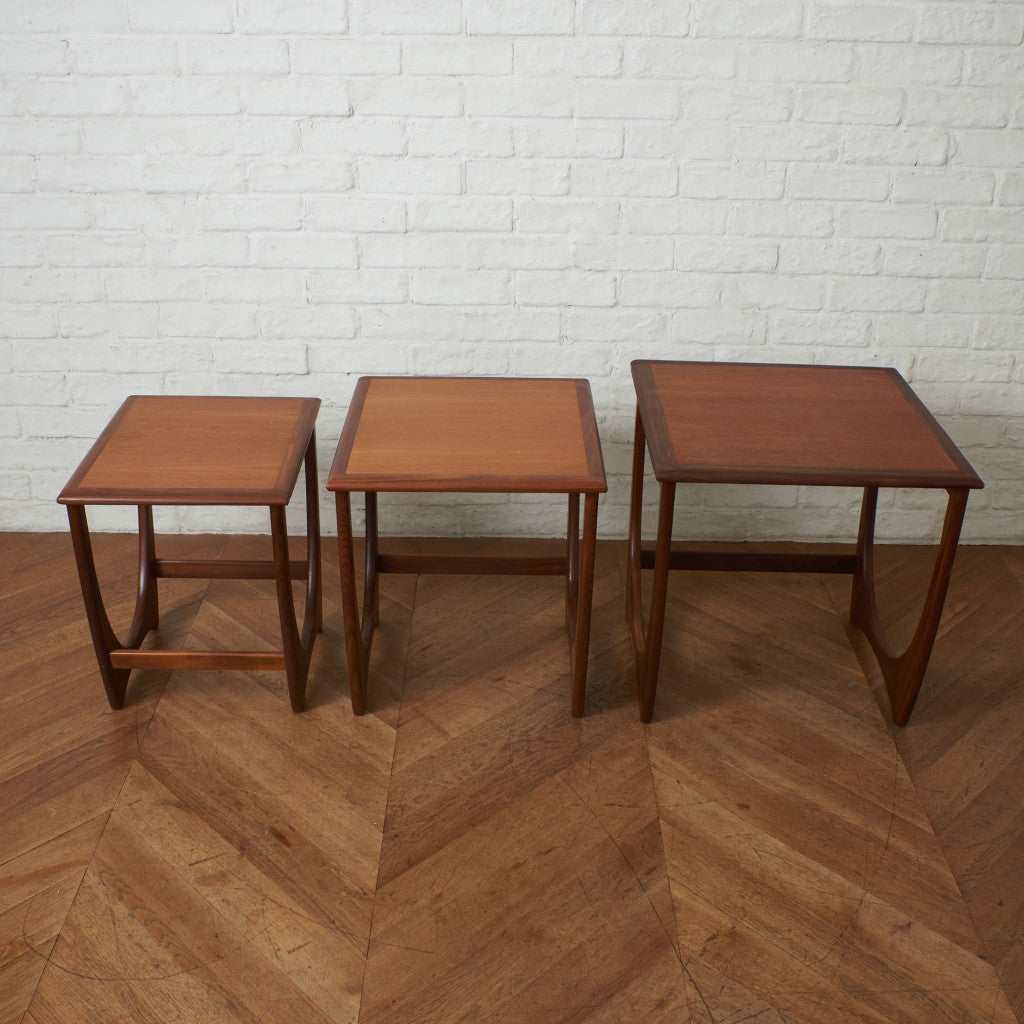 Astro ネストテーブル