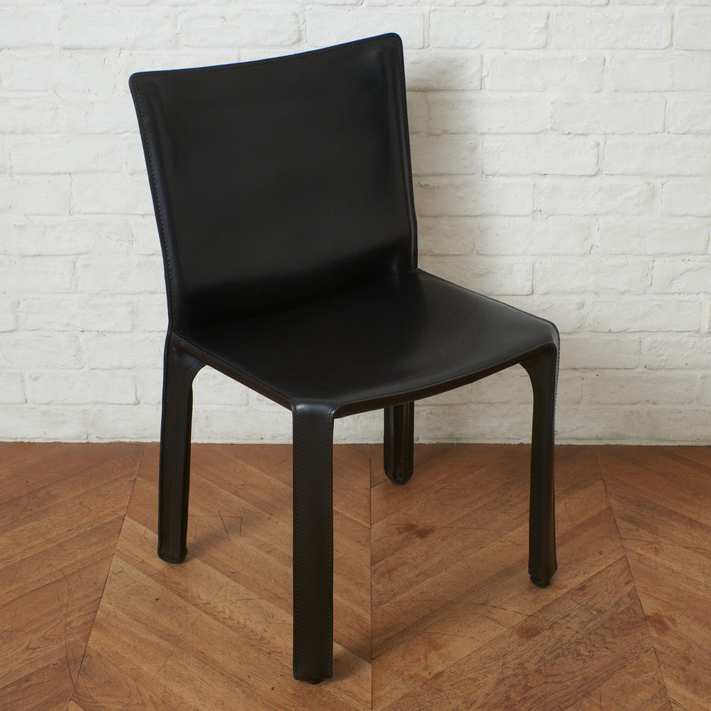 412 CAB アームレスチェア