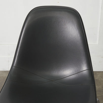 サイドシェルチェア スタッキングベース