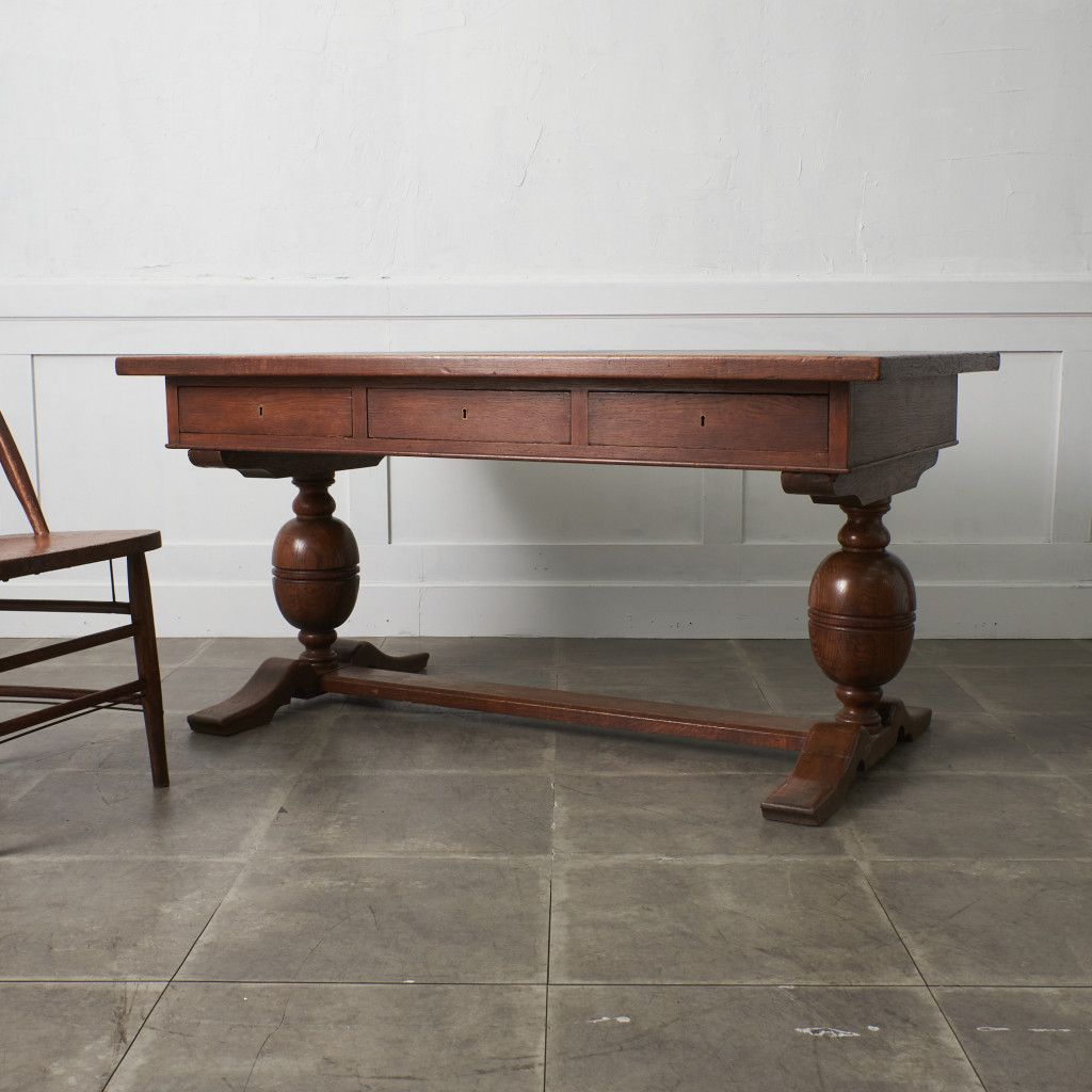 西洋アンティーク デスク