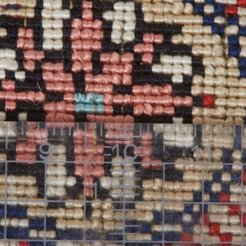 工房銘入り シルク製 ペルシャ絨毯