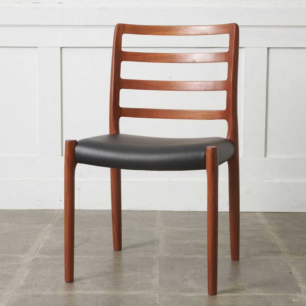 No.85 チェア / 張替品