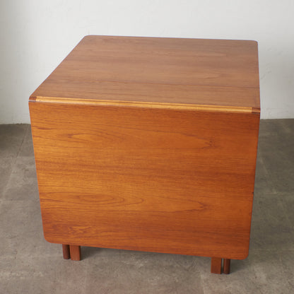 ドロップリーフゲートレッグテーブル