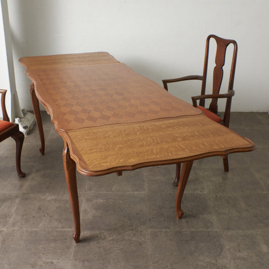パーケットトップ 伸長式ダイニングテーブル