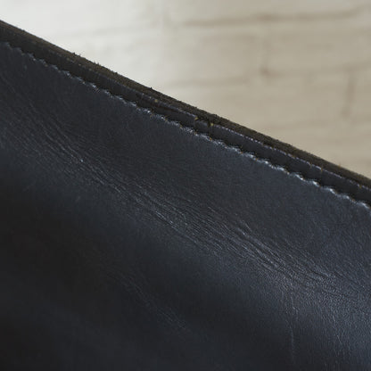 412 CAB アームレスチェア