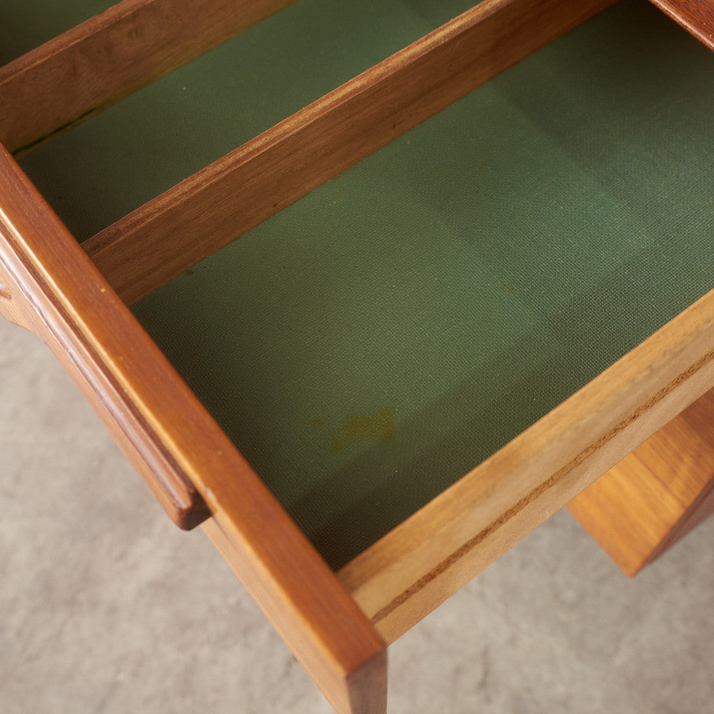 イギリス ヴィンテージ ハイサイドボード