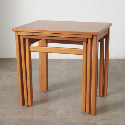 英国ヴィンテージ ネストテーブル