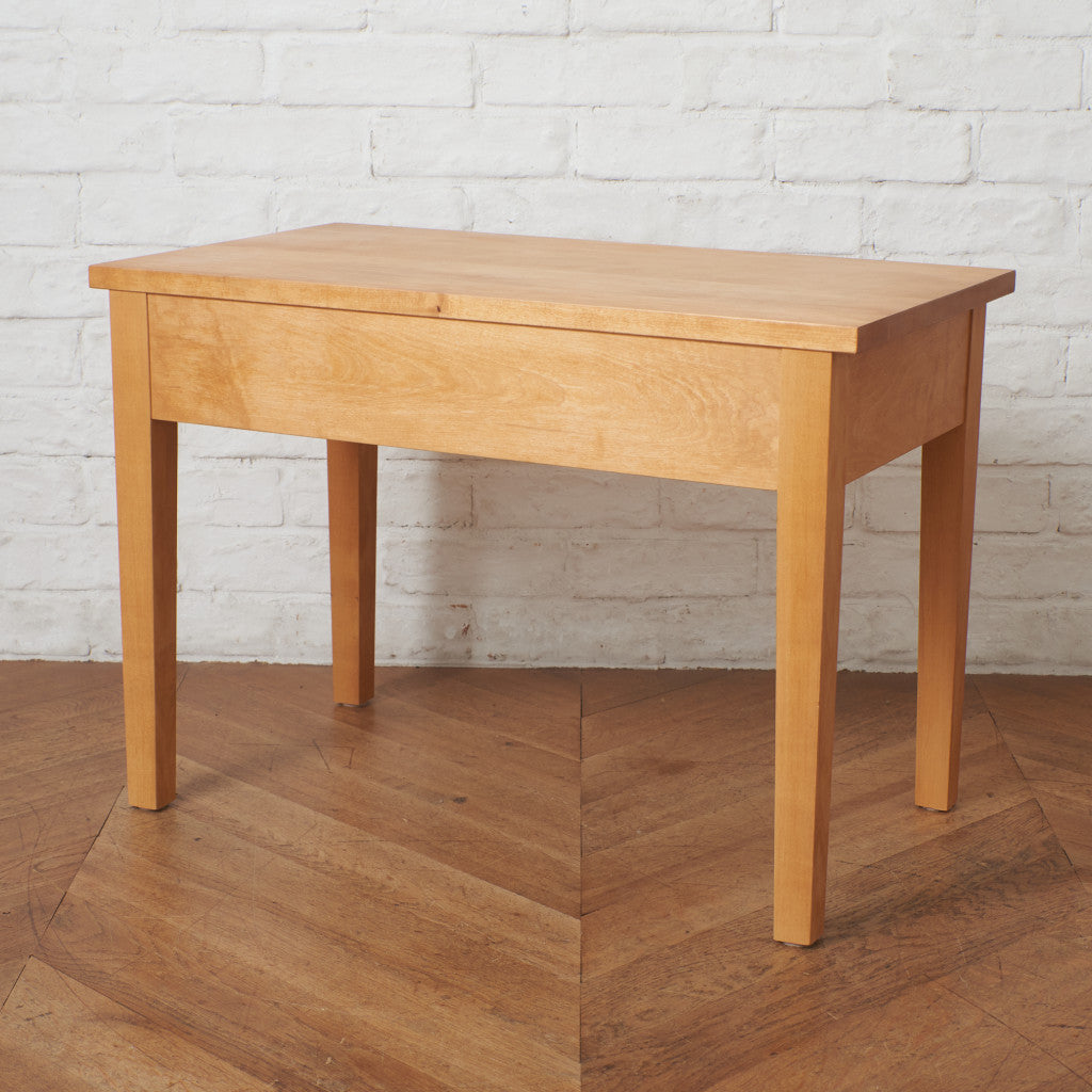 サイドテーブル