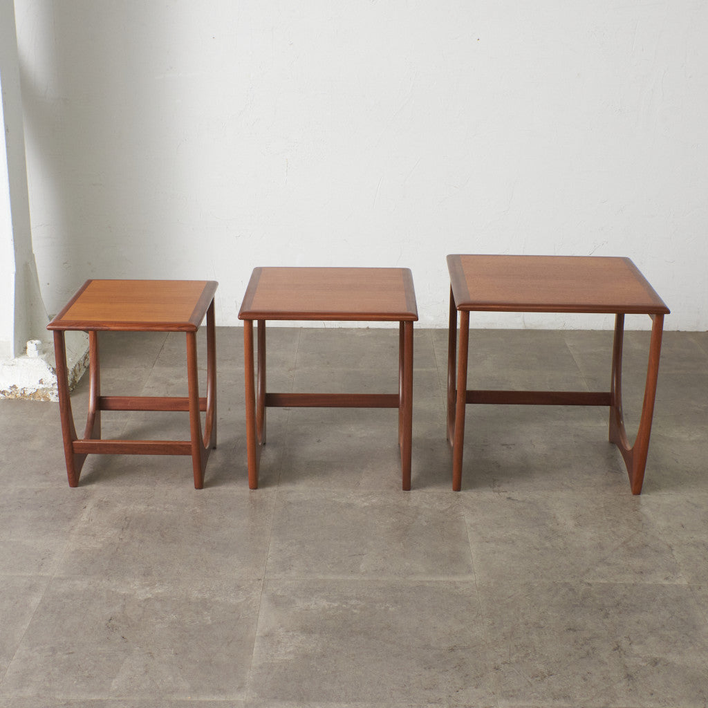 Astro ネストテーブル