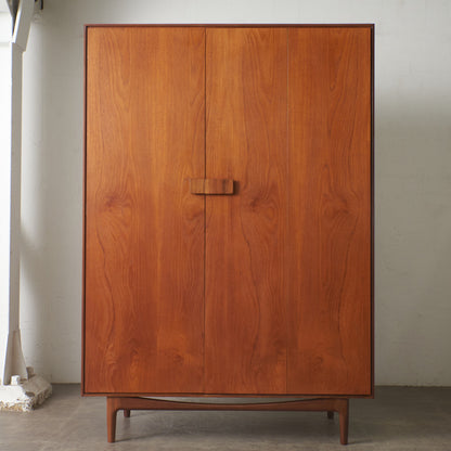 Danish ワードローブ