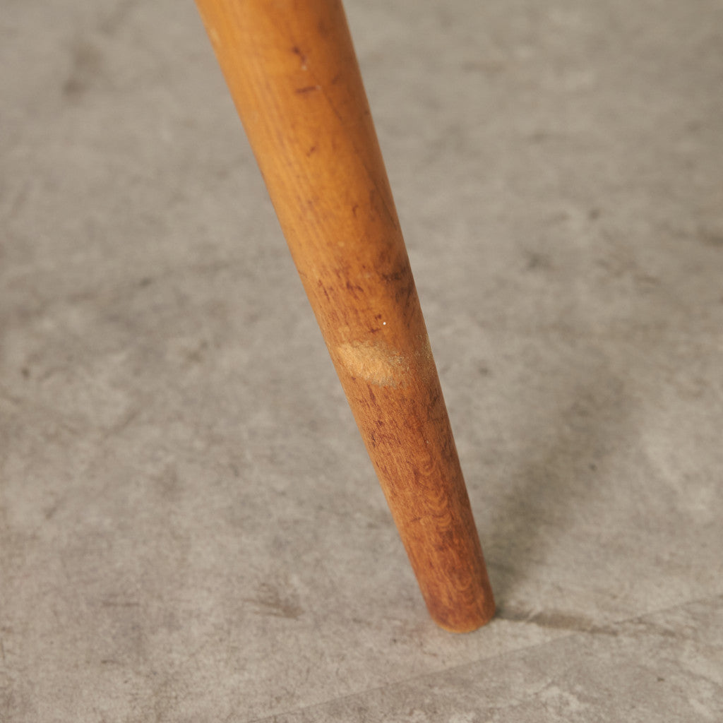 スティックバックチェア