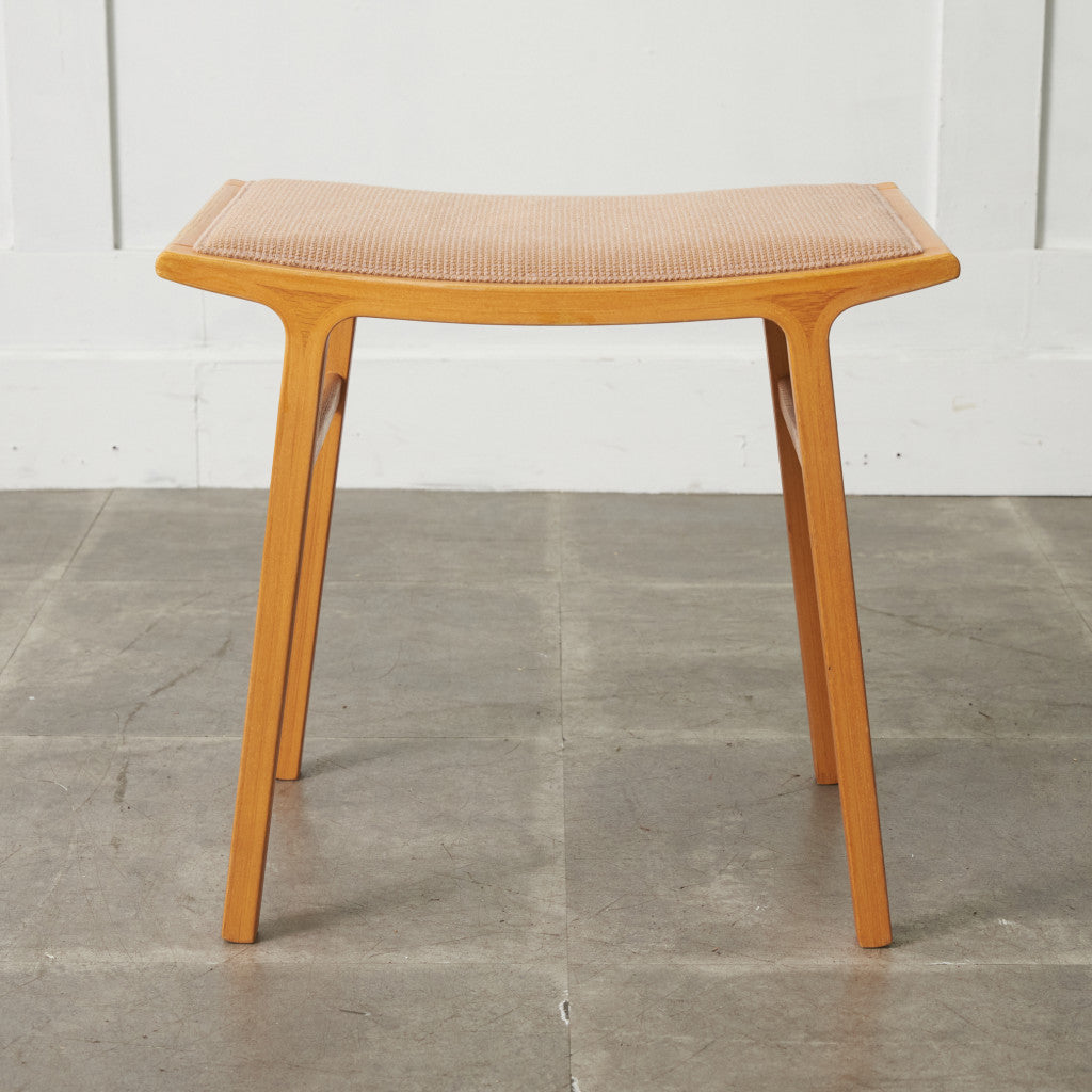 スツール / T-5576NA-ST｜天童木工 TENDO – rocca rocca