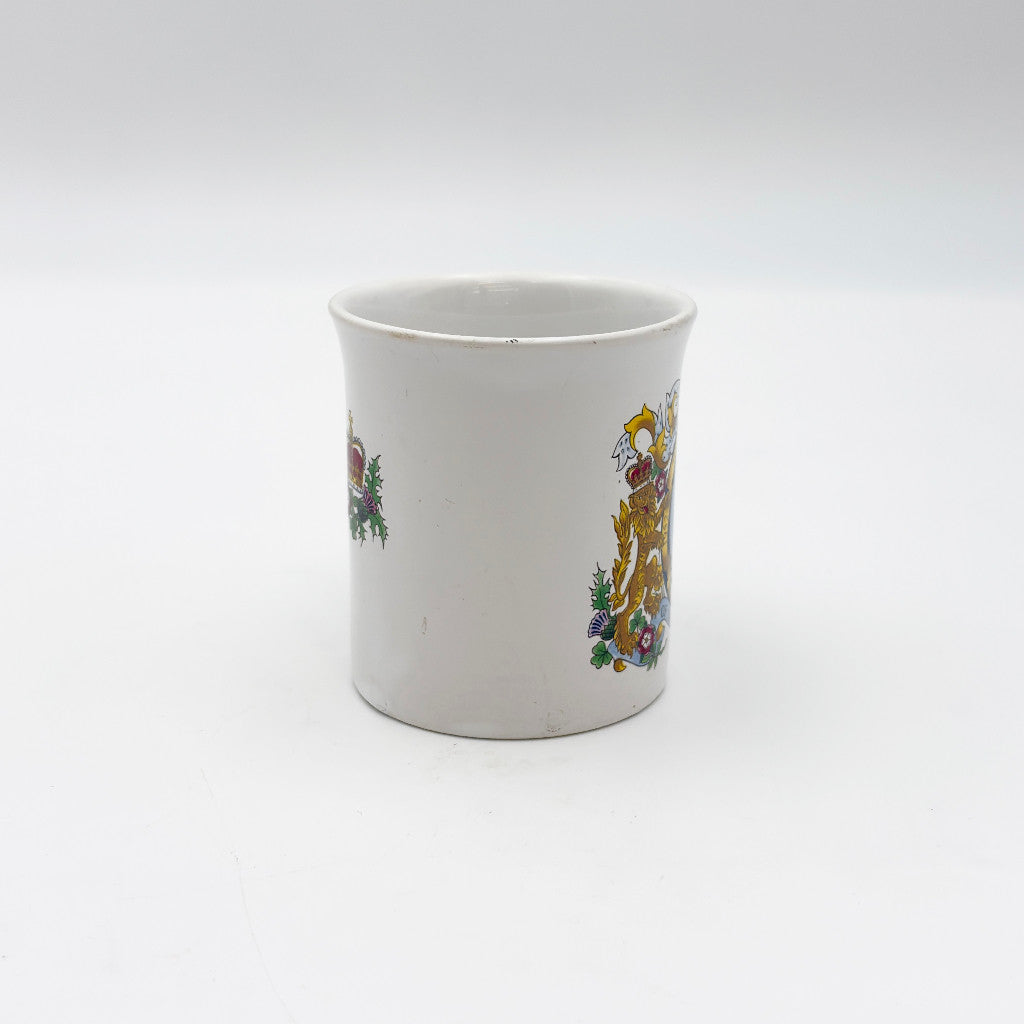 エリザベス女王 シルバージュビリー マグカップ