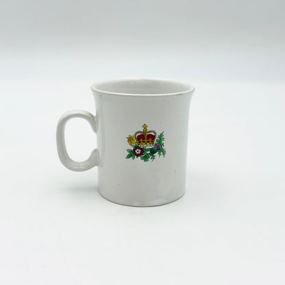 エリザベス女王 シルバージュビリー マグカップ