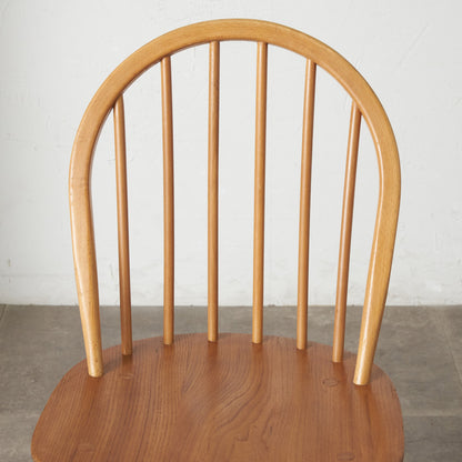 フープバックチェア