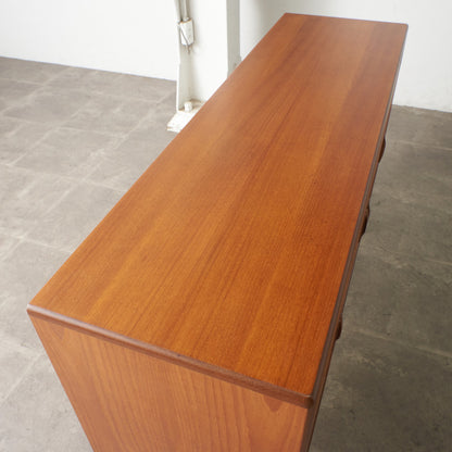 Fresco 脚付きサイドボード (4072)