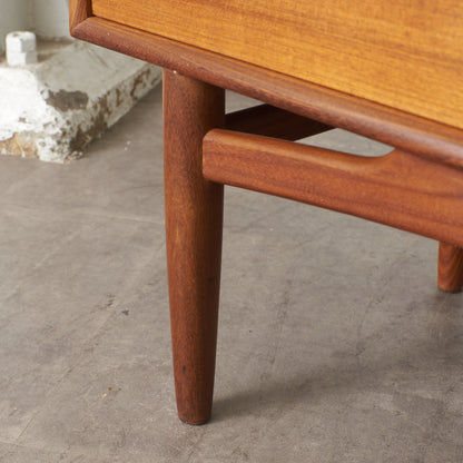 Brasilia ハイサイドボード (4056)