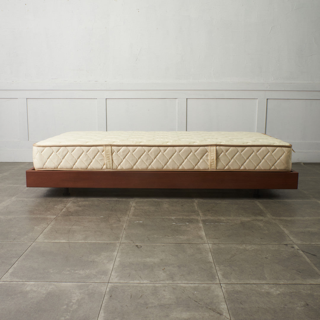 ERBA 05 シングルベッドフレーム & Sealyマットレス｜アルフレックス