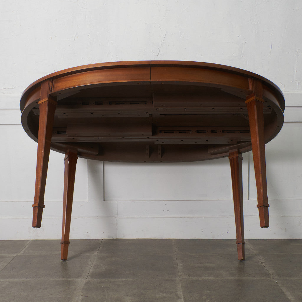 TRIUNE 伸長式 ダイニングテーブル